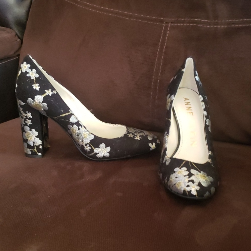 Anne Klien heels